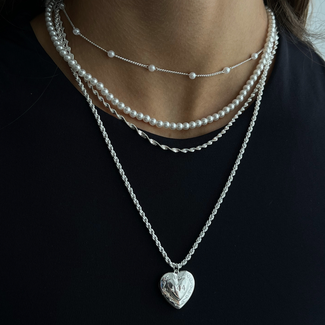 Sweetheart Pearl Necklace